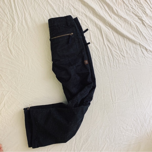 686 Parklan Women’s Black InfiDRY Ski & Snowboard Pants - Picture 2 of 6